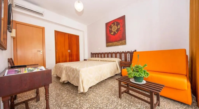Двухместный номер Standard Hostal Santa Eulalia