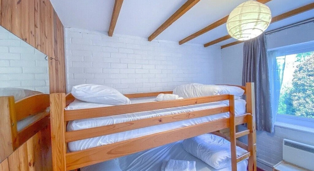 12 Waters Edge Chalet, Amroth, Забронировать Шале Отели Carmarthenshire 3 звезды, 3*