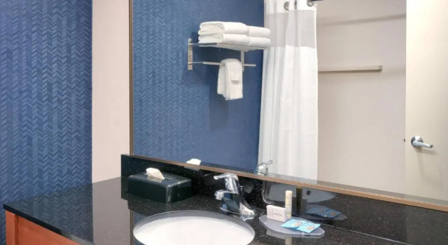 Номер Standard Fairfield Inn & Suites Seattle Bellevue/Redmond