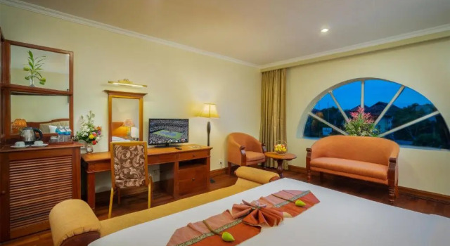 Номер Standard Dragon Royal Angkor Hotel