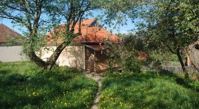 Birdsong Cottage - peaceful country retreat