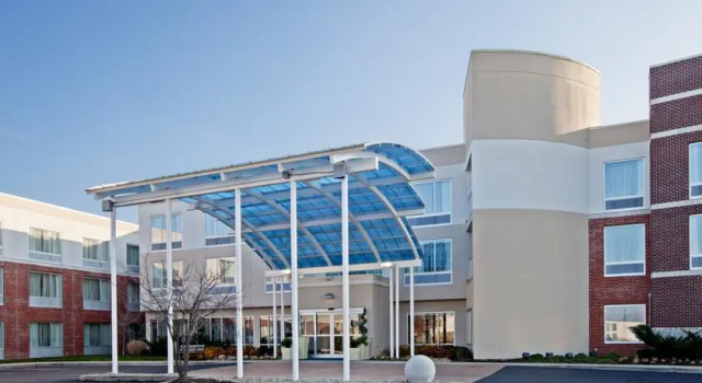 Hotel Indigo Fishers-indy's Uptown, Book Hotel Fishers Indiana