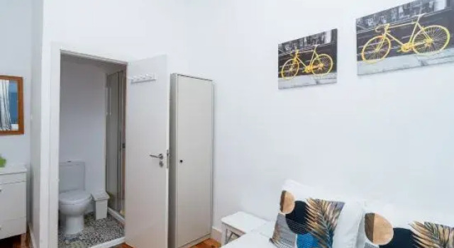 Апартаменты 2 Bedroom Apartment Located Heart of Lisbon City