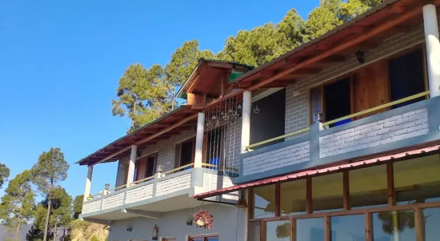 Binsar View Homestay, Rezervovat Hotel Binsar Uttarakhand