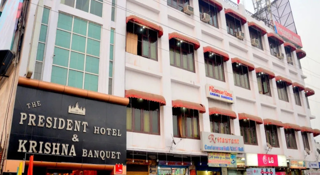 OYO 2046 President Hotel