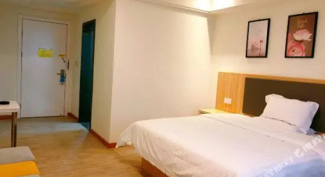 7 Days Inn (Huaibei Zhongtai Plaza Wanda Cinema), Rezervați Hotel Hoteluri în Suzhou cu parcare, Parcare