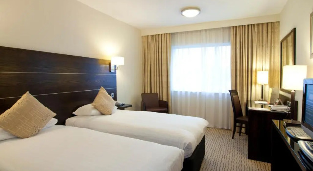 Двухместный номер Accessible DoubleTree by Hilton London Heathrow Airport