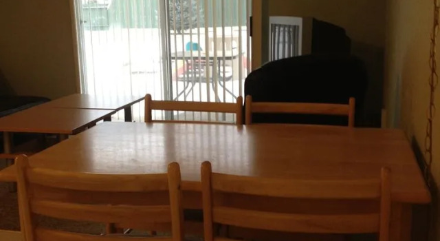 La Villa Motel, Đặt Nhà nghỉ ven đường Okanagan Falls 