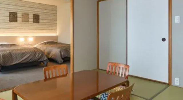 Double Suite Maple Arima