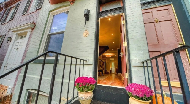 324 Northeast Townhome #1020 - 3 Br Townhouse, Забронировать Дом для отпуска Виллы Вашингтона, рядом с Acacia Griffins Sculpture, Вилла
