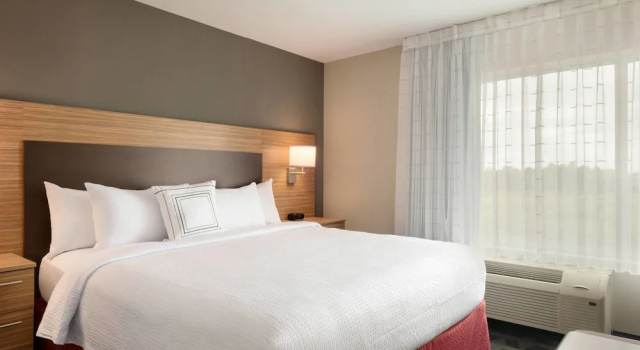 Люкс TownePlace Suites by Marriott Milwaukee Grafton