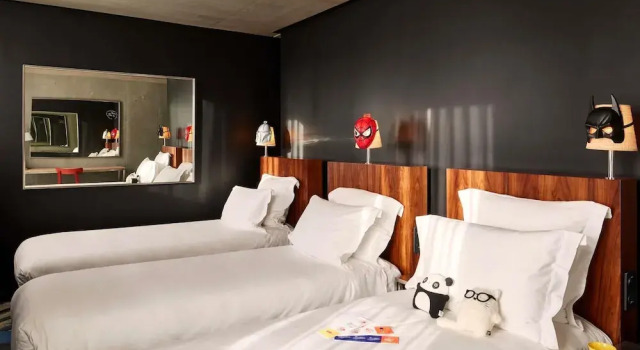 Трёхместный номер Standard Mama Shelter Paris East