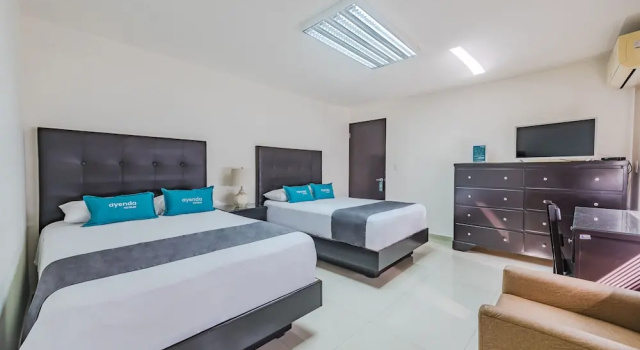 Четырёхместный номер Superior Suites Ejecutivas Monterrey