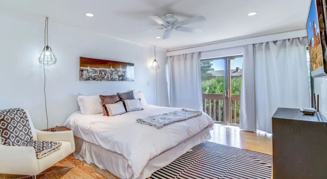 New Listing! Beachfront Gem W/ Wraparound Balcony 3 Bedroom Townhouse