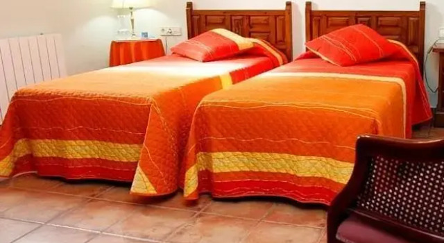 Casa Rural La Rierola, Buchen Sie Hotel Manlleu Osona