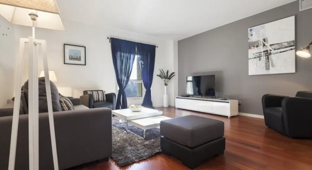 Apartment Purple Plaça Catalunya, Забронировать Апартаменты/квартира Барселона провинция Барселона, рядом с Приход Св. Августина