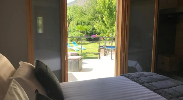 Шале Chalet Barbara with swimming pool in the heart of Oisans