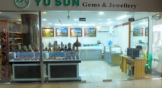 Двухместный номер Superior Seasons of Yangon International Airport Hotel