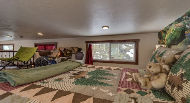Heigh-ho Hollow, Reserva ahora Hotel Rea Idaho