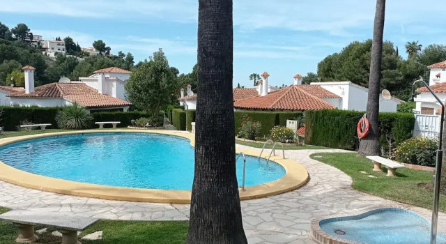 Бунгало Villa in Denia with Pool near Montgó Park