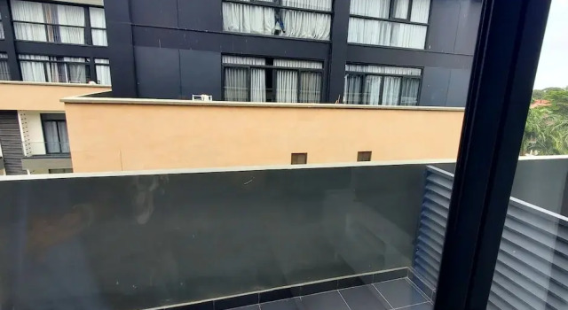 Люкс Luxury ELA at Embassy Gardens
