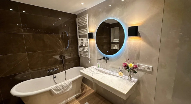 Двухместный люкс Deluxe Amstel Corner Hotel