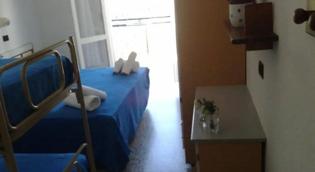 Четырёхместный номер Standard Hotel Goya