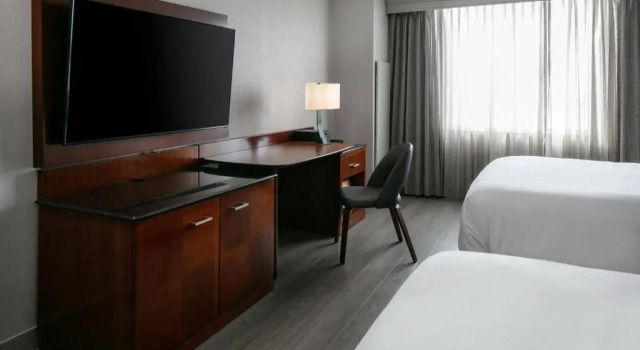 Четырёхместный номер Standard West Des Moines Marriott