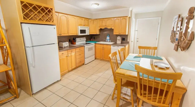 Номер Standard с 2 комнатами с видом на океан Condos by Beach Vacations North