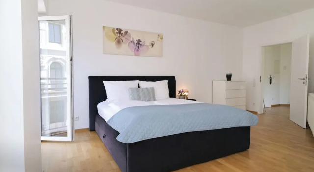 Victoria City and Kö Apartments, Забронировать Апартаменты/квартира Штадтмитте Дюссельдорф, рядом с Memorial Place