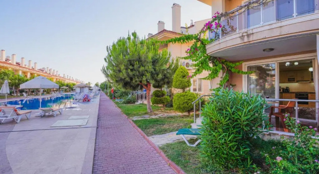 Апартаменты Sunset Beach Club Aqua Lettings