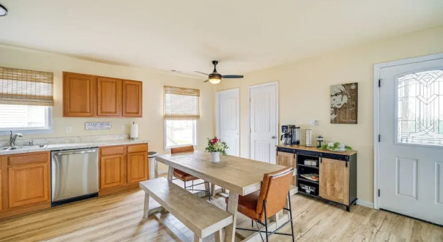 Nags Head Vacation Rental w/ Hot Tub: Near Beach!, Забронировать Дом для отпуска Виллы Нагс-Хед, Вилла