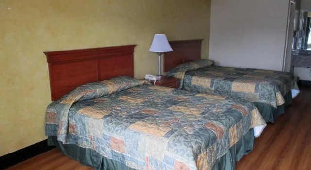 Motel 6 Lake Charles On The Bayou, Забронировать Мотель Лейк-Чарльз Луизиана, рядом с Magnolia Square Shopping Center