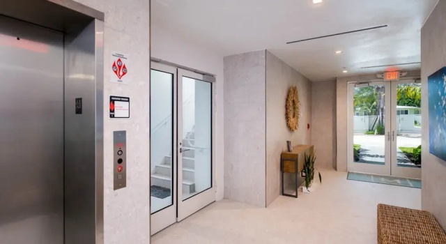 Апартаменты Modern Keys Penthouse W Private Beach Pool