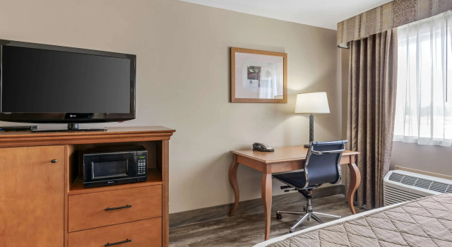 Четырёхместный номер Standard Best Western Rory & Ryan Inns