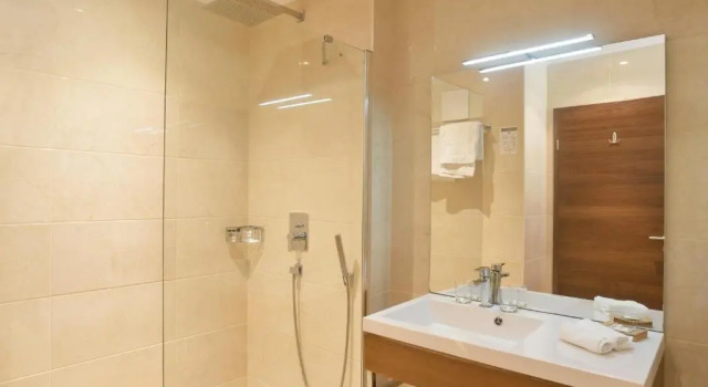 Двухместный номер Deluxe с красивым видом из окна Le Baron Tavernier Hôtel Restaurants Spa