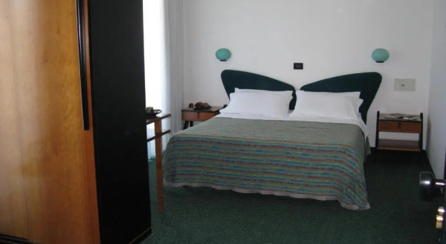 Трёхместный номер Standard Hotel Ali dOro