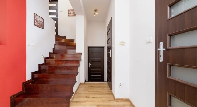 Czarnochowice House by Renters
