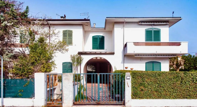 M220 - Marcelli, Villetta Con Portico a 100mt Dal Mare, Rezervovat Hotel Marcelli 