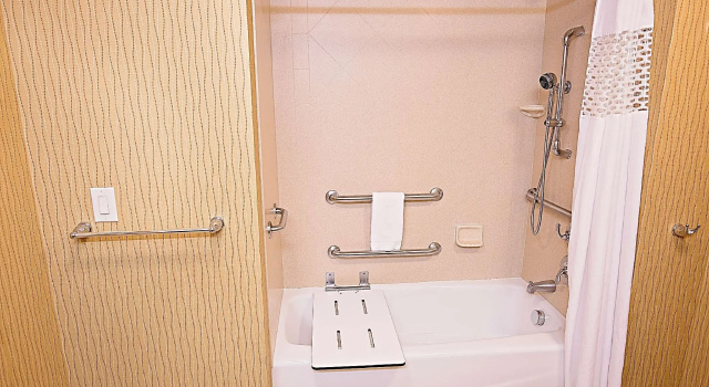 Четырёхместный номер Standard Hampton Inn & Suites Jacksonville