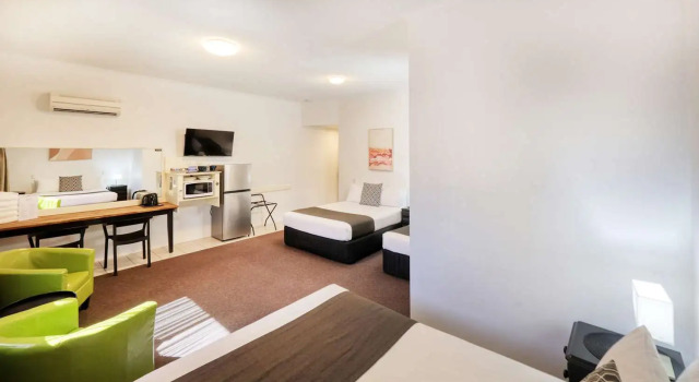 Пятиместный семейный номер Deluxe Caboolture Gateway Motel