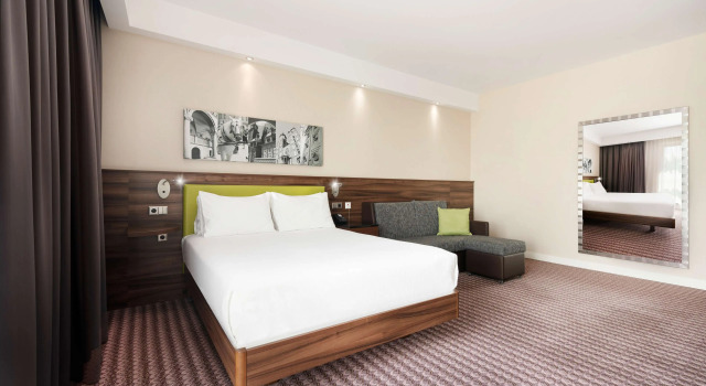 Hampton by Hilton Krakow