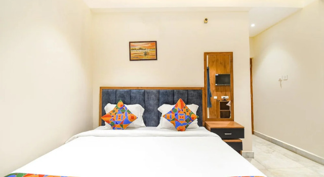 Номер Standard Fabhotel Prime The Golden Plaza