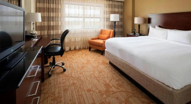 Номер Deluxe Minneapolis Marriott Northwest Hotel & Conference Center