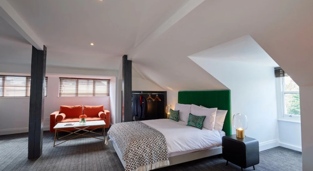 Студия Loft The Lodge Hotel - Putney
