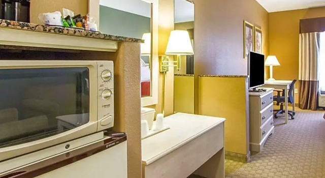 Номер Standard Quality Inn Columbia I-65