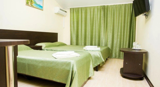 The Hloya Inn