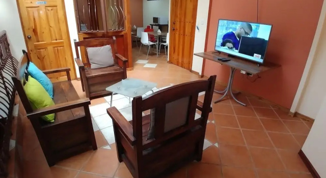 Hotel Roble Urbano - Hostel, Rezervați Hostel San Jose De La Montana 