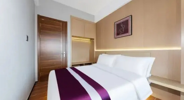 Sanya Central Jiayue Bixuan Hotel (Qiangqing Sea Travel Duty-Free Shop), Book Hotel Sanya Hainan