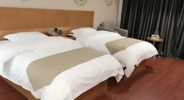 Greentree Inn Nanjing Jiangning District Jiulong Lake Subway Station Express Hotel